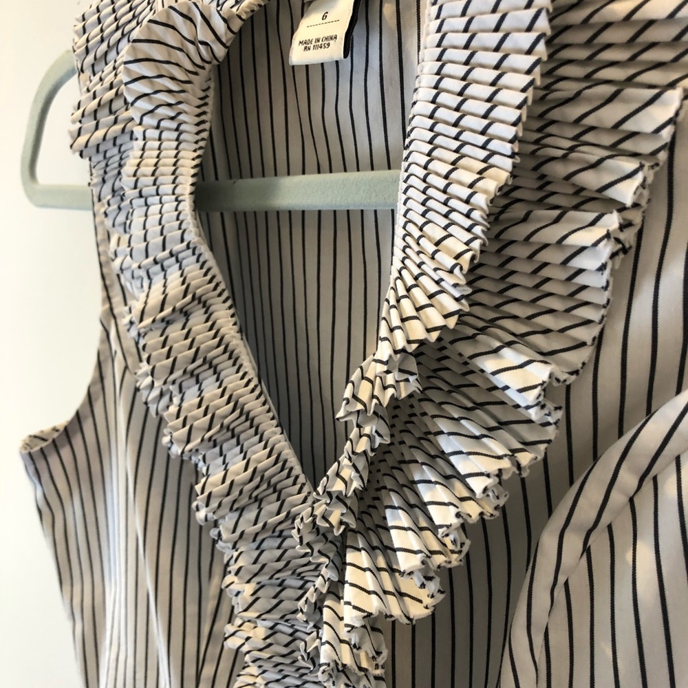 WHBM Collared Button Down